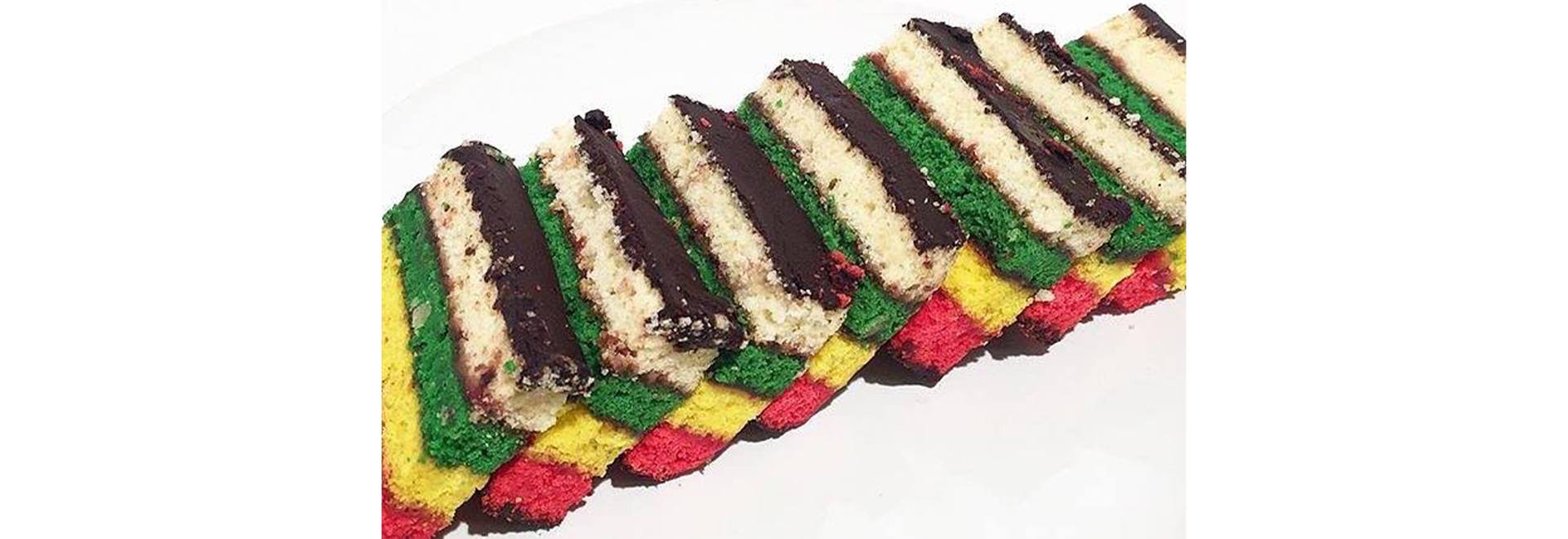 Green cakes - rainbow cake